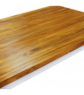Dwukolorowy stół z drewna
